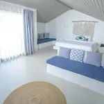 Kassandra 4*