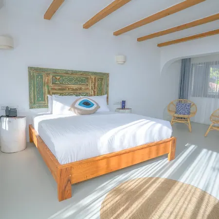 Kassandra Boutique Ολουντενίζ