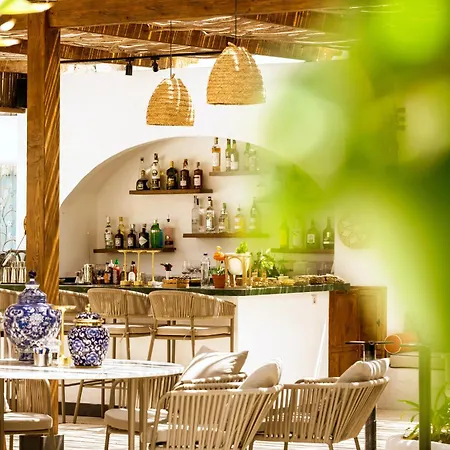 Kassandra Hotel