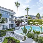 Kassandra Hotel 4*